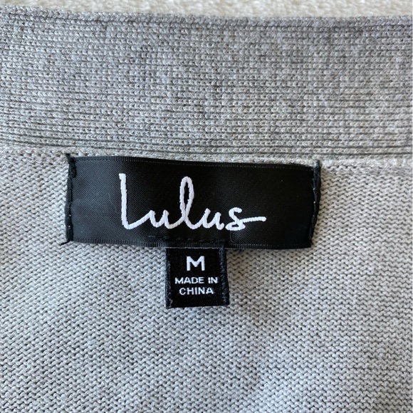 📚 Lulus Literary Lover Heather Grey Wrap Sweater Dress Medium - Picture 14 of 15